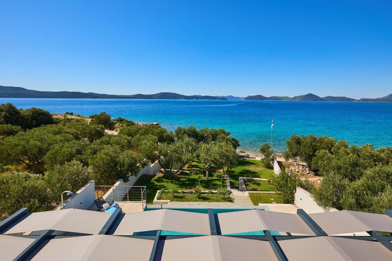 Hedera Estate, Villa Hedera XV 슬라노 외부 사진