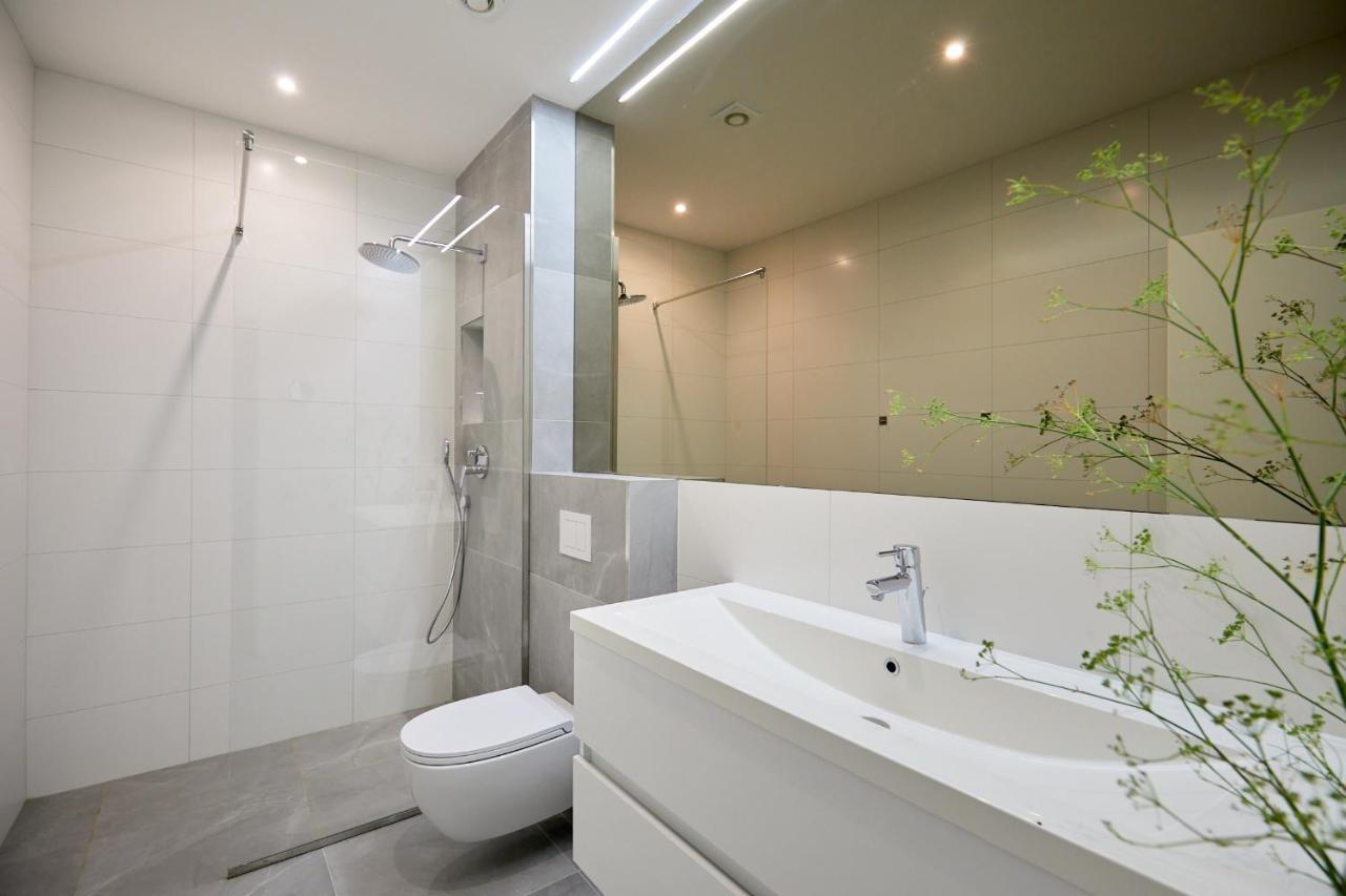Hedera Estate, Villa Hedera XV 슬라노 외부 사진